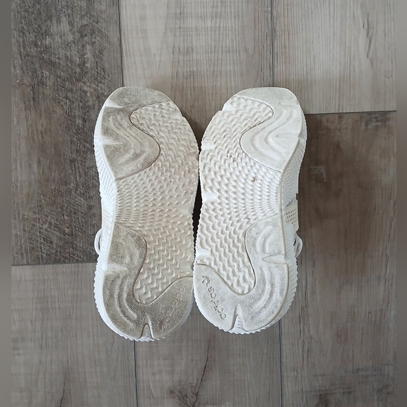 ADIDAS PROPHERE Running Shoes. Size 8 - Picture 7 of 8